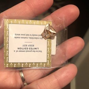 Keep collective 2018 ice skate charm